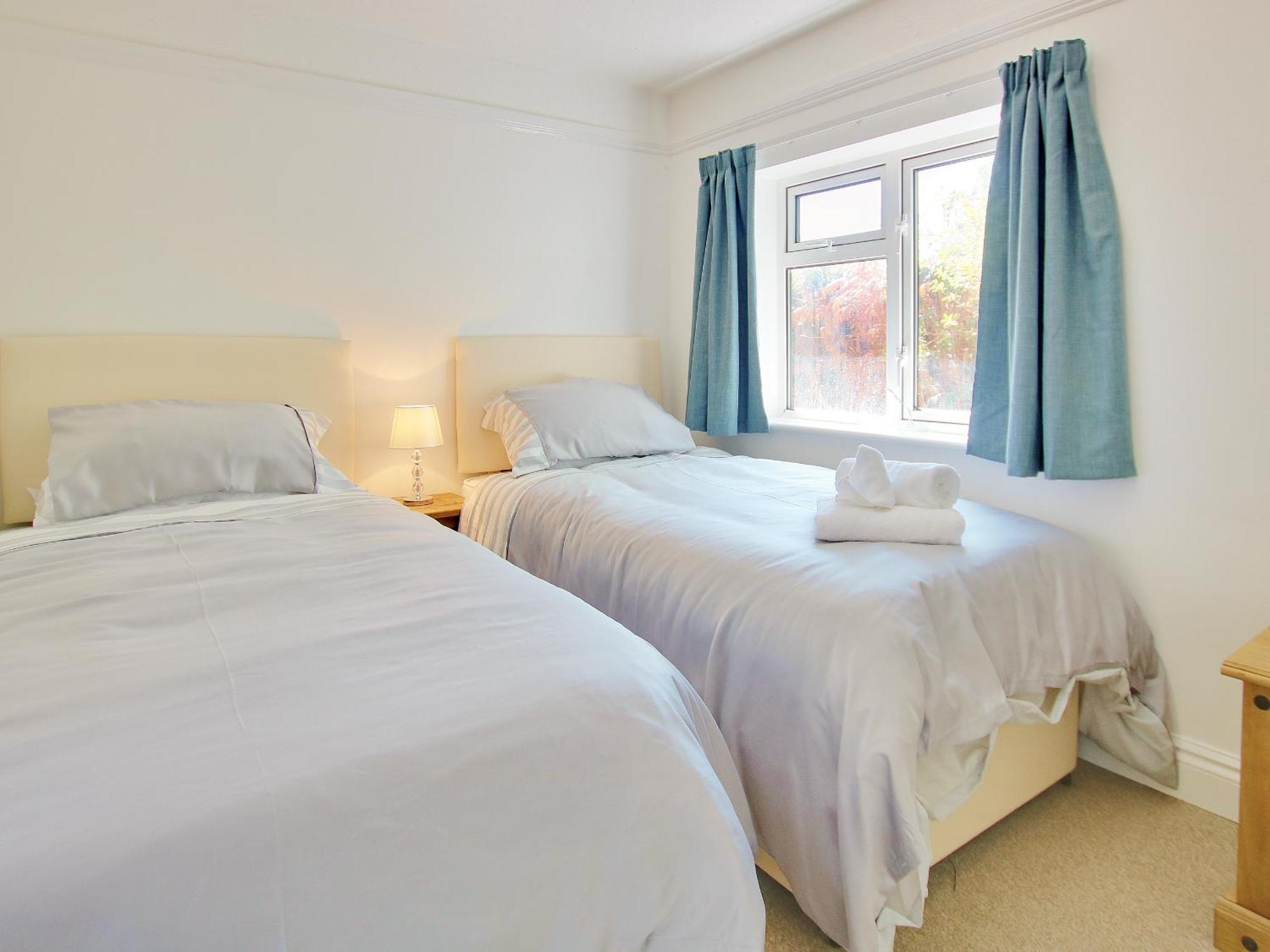 Irenic Lodge Netley Экстерьер фото