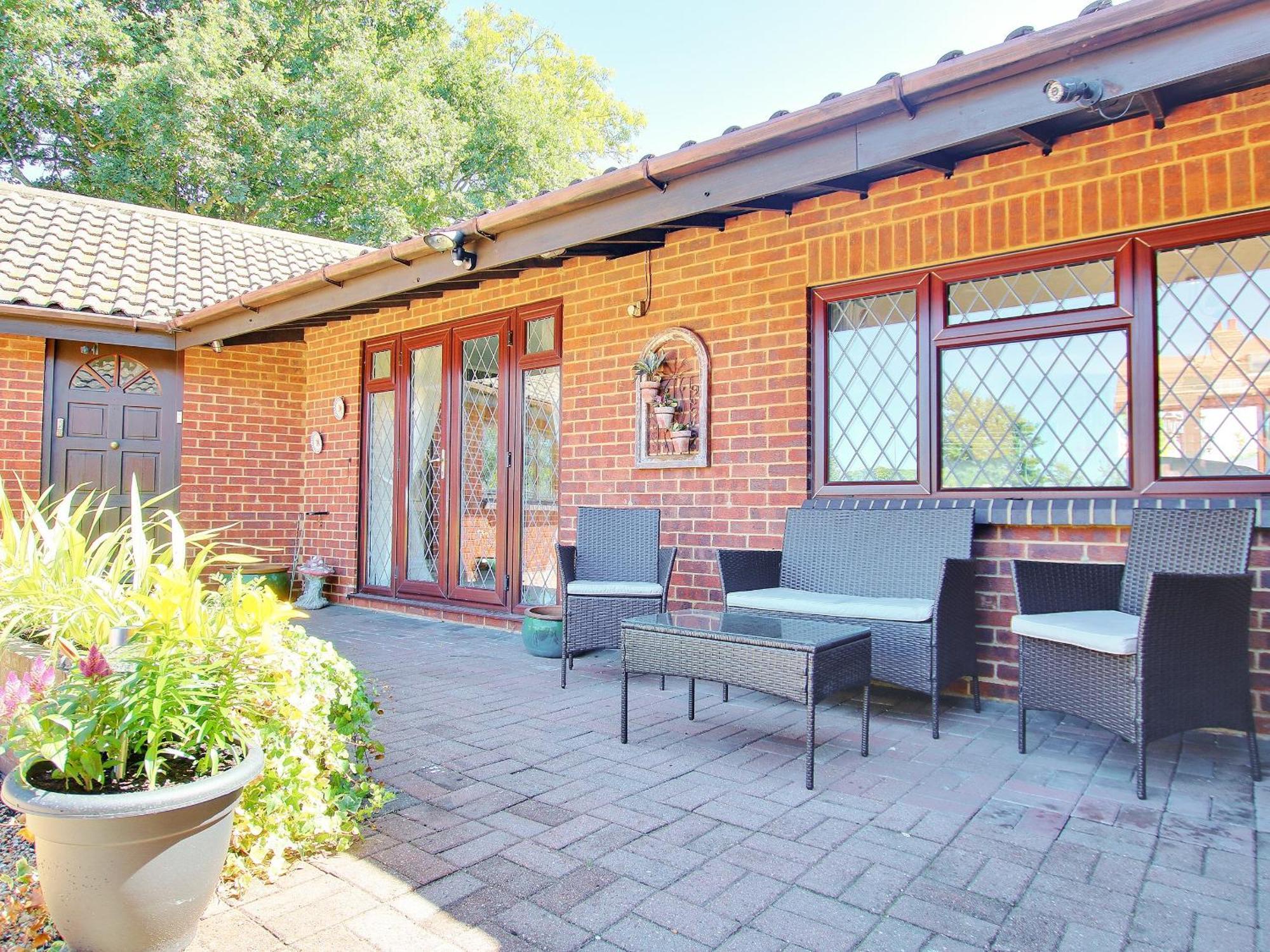 Irenic Lodge Netley Экстерьер фото